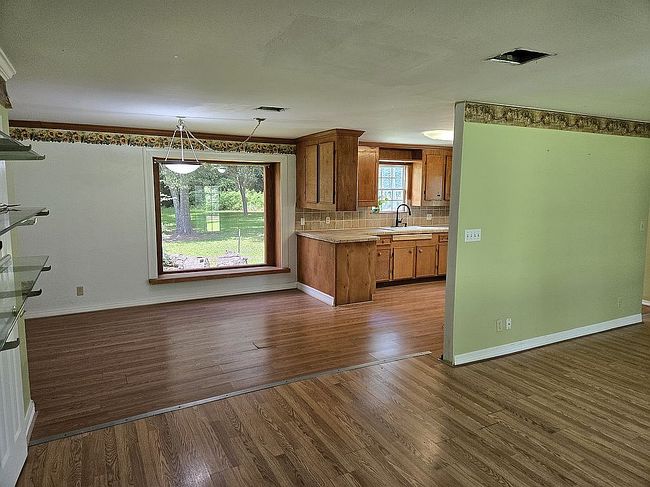 Additional photo 3 of property located at 20156 Roadway Ln