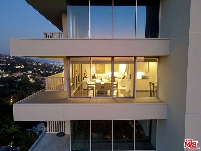 Preview of property located at 9255 Doheny Rd Apt 2401