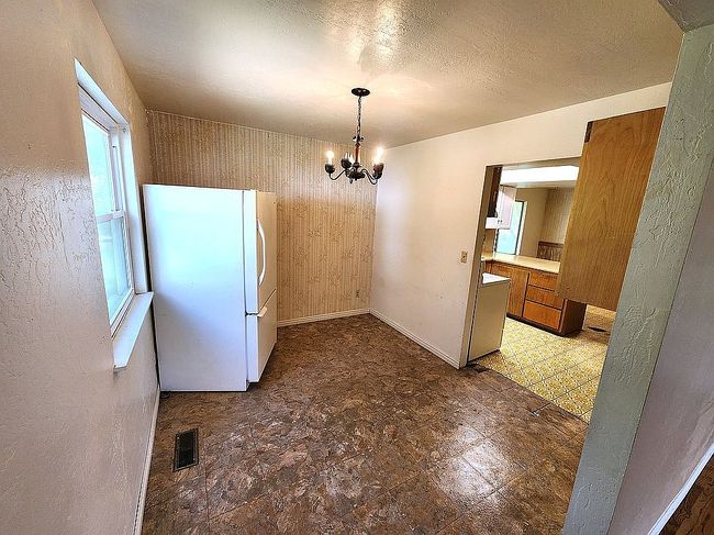 Additional photo 3 of property located at 980 E 200 N