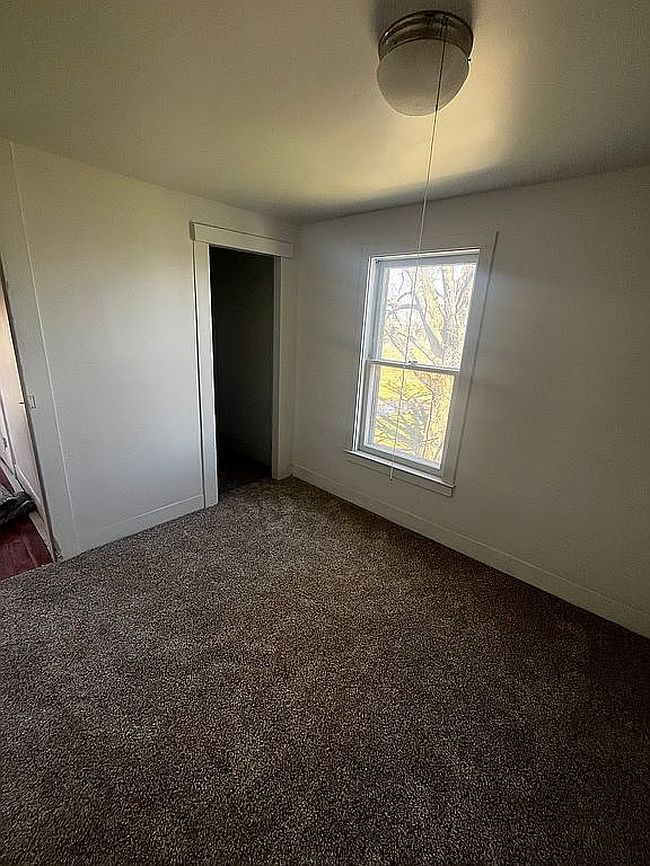 Image of 10379 Sheridan Rd