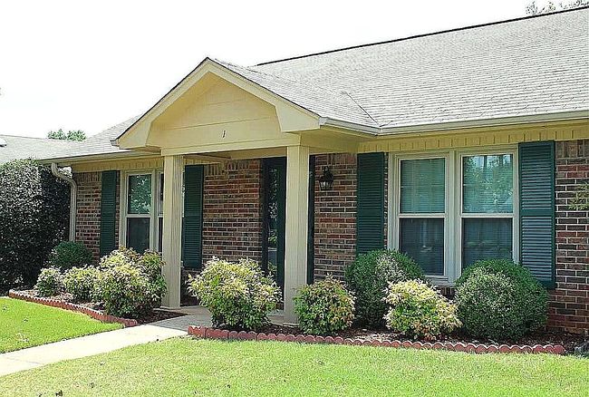 Additional photo 1 of property located at 8150 Oldfield Rd Sw Apt 1L