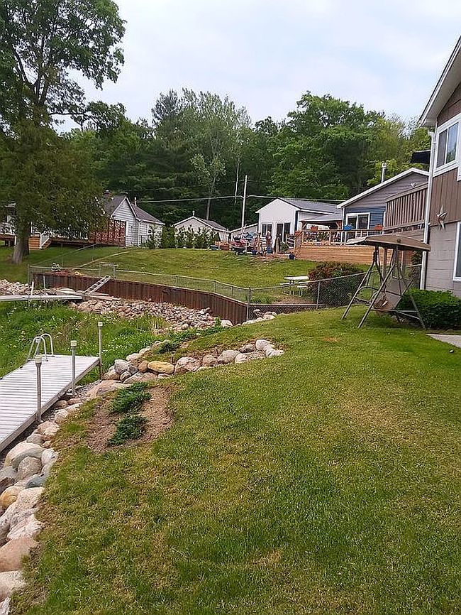 Photo of 4080 Lakeside Dr, Beaverton, MI