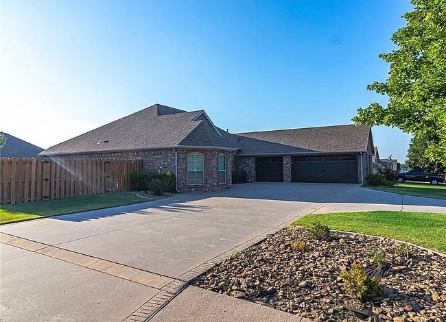 Photo of 2506 Sw Glenn Ridge Rd, Bentonville, AR