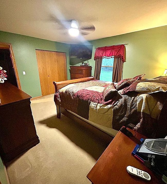 Image of 477 Greenlawn Dr