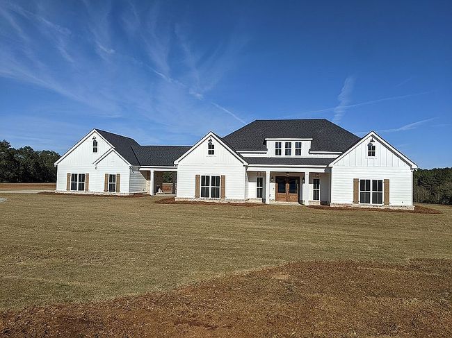 Photo of 329 Pine Dr, Pine Mountain, GA