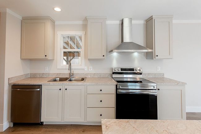 Photo of 108 N Gemstone Ave, Franklin, NC