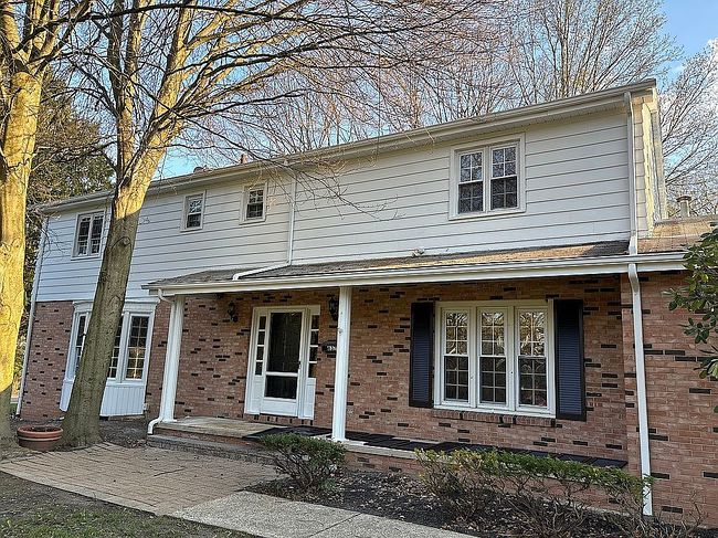 Image of 637 Northlawn Dr