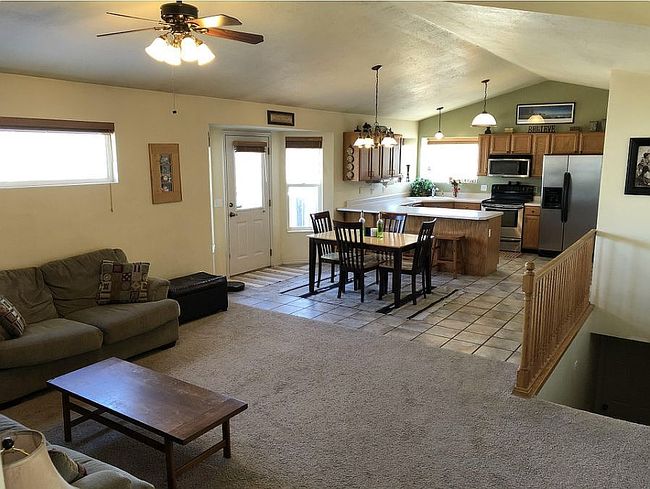 Photo of 1302 W Cambridgetown Cv, Taylorsville, UT
