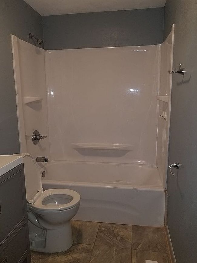Image of 125 Superior Dr