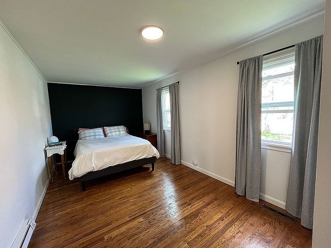 Image of 200 S 3rd St