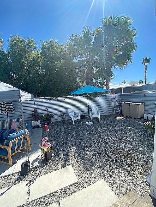 Image of 421 Butterfield