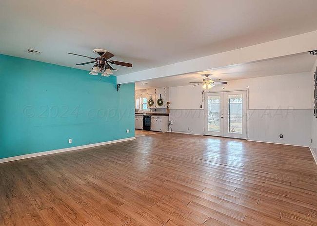 Preview of property located at 605 S Mclean St