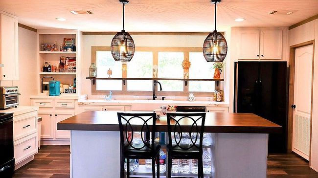 Additional photo 1 of property located at 310 Clepperwood Ln