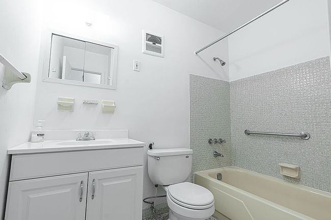 Additional photo 2 of property located at 3210 Sw 118th Ct