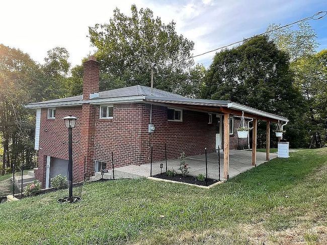 Image of 127 Dewey Ave