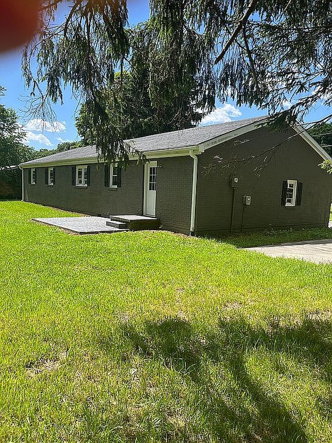Image of 304 Broken Arrow Ln