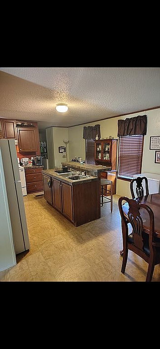 Photo of 302 Carol Ct, Loveland, OH