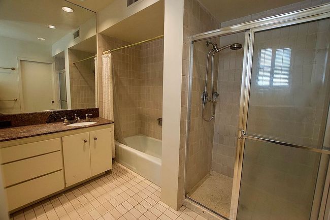Photo of 2160 Pacific Ave Apt 2, San Francisco, CA