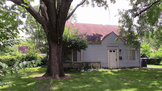 Photo of 990 Antwerp Rd, Whitehall, OH