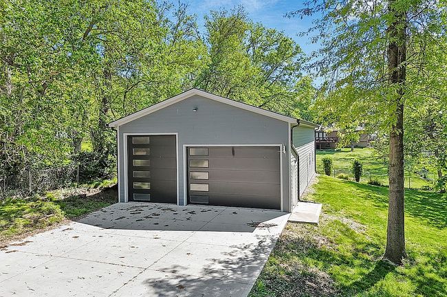 Image of 1915 69th St