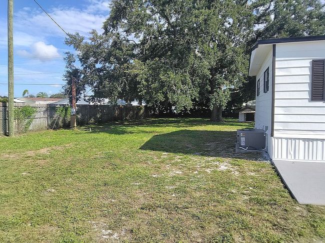 Additional photo 2 of property located at 5823 Red Fox Dr