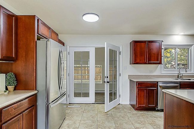 Image of 5220 Mountain Rd