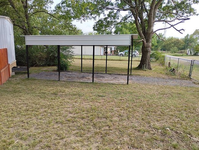 Additional photo 3 of property located at 4200 S 30th St W