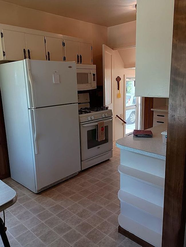 Photo of 406 15th Ave, Charles City, IA
