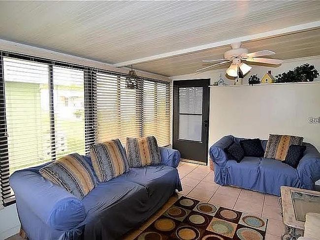 Image of 121 Bermuda Way
