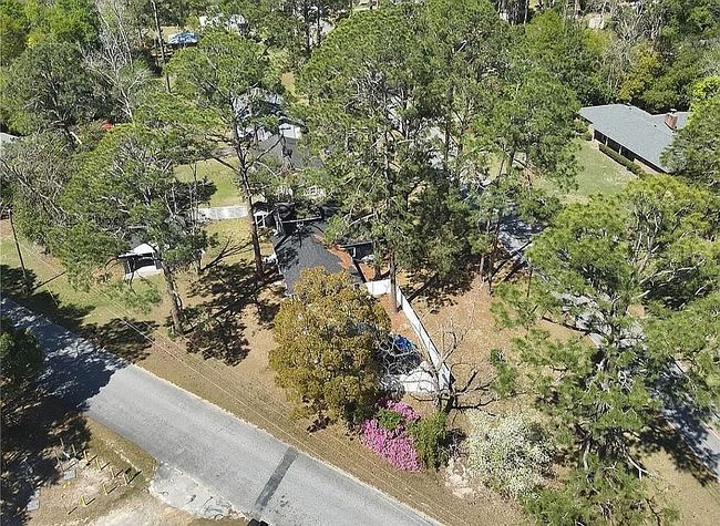 Image of 601 Community Dr