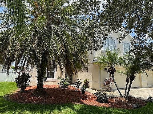 Image of 13921 Magnolia Glen Cir