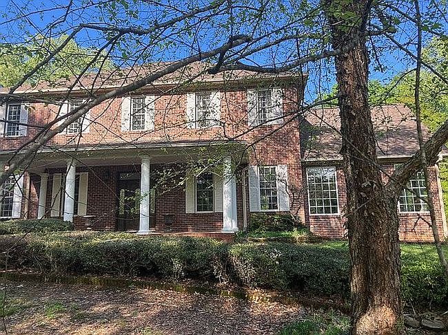 Image of 540 Dogwood Dr