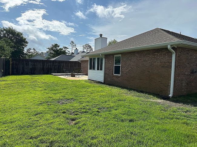 Image of 606 Windy Ln