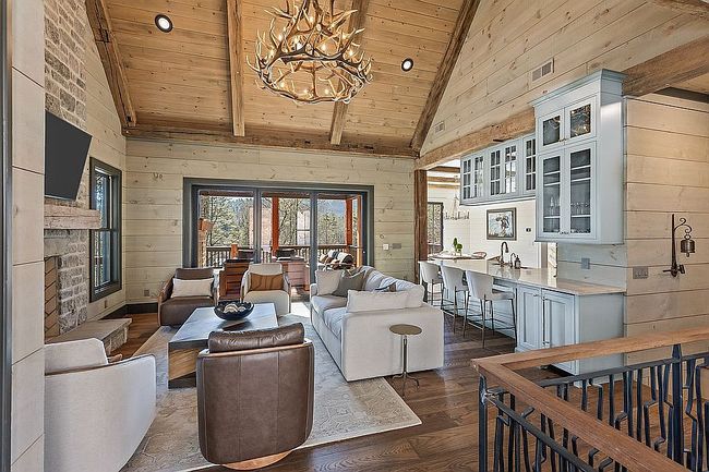 Photo of 59 Norton Ridge Ln, Cashiers, NC