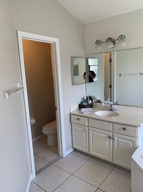 Additional photo 4 of property located at 980 Lagoon Dr