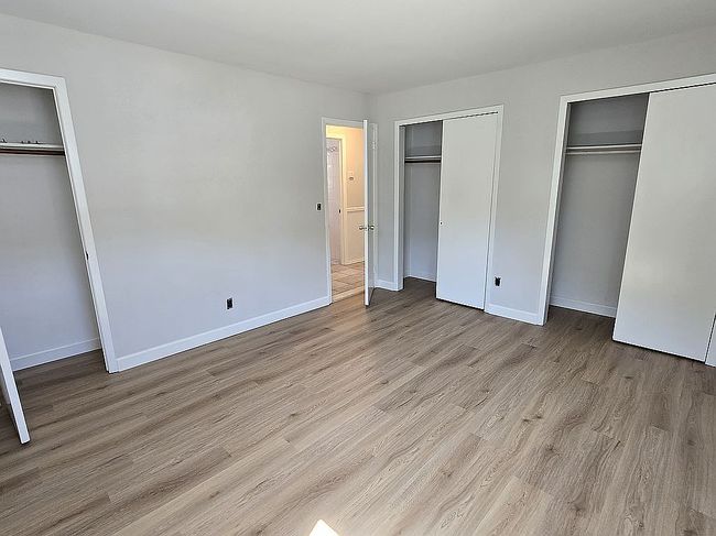 Photo of 84 Rollstone Ave, West Sayville, NY