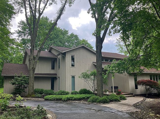 Image of 15 Laurel Hill Ln