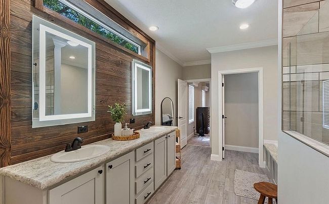 Image of 265 Indian Lakes Forest Rd