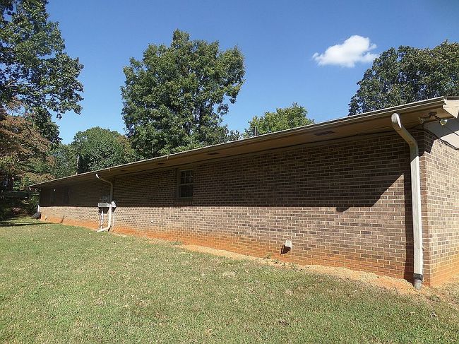 Photo of 2340 Vine St, Lenoir, NC