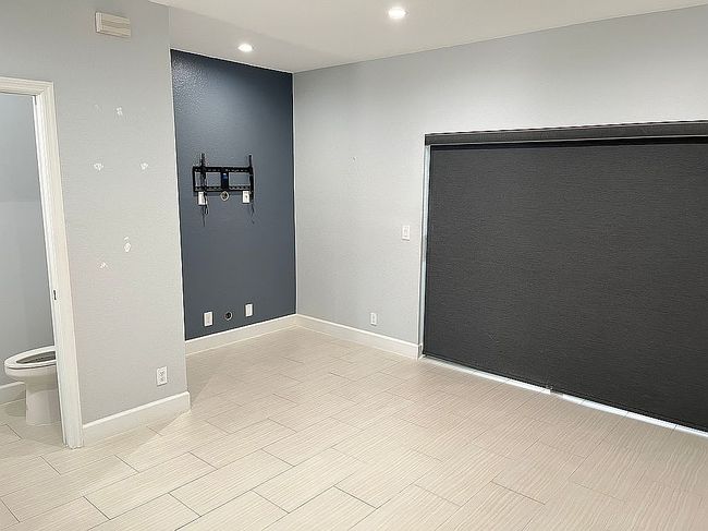 Image of 8241 Pacific Beach Dr