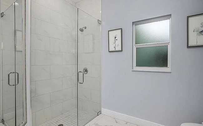 Image of 3892 14th St N
