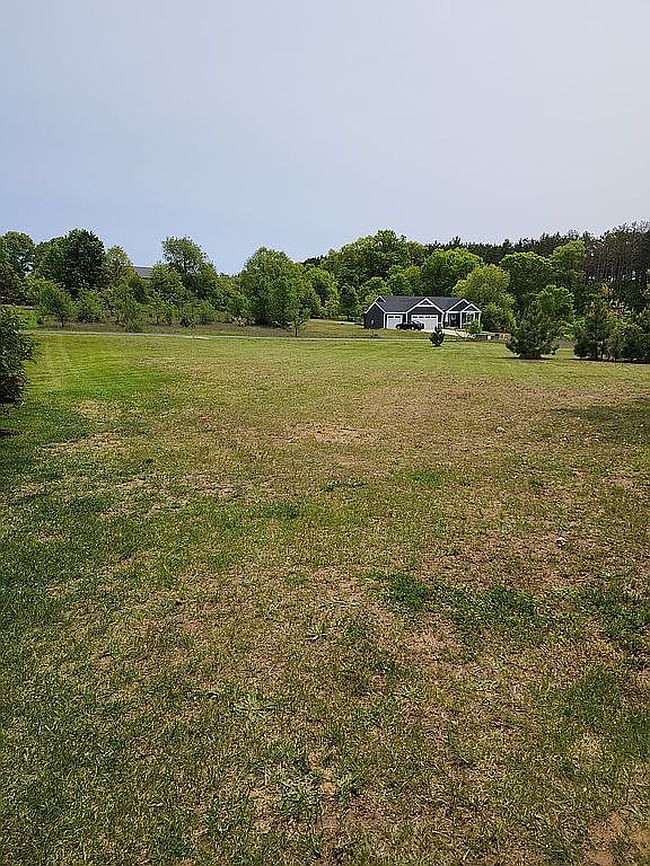 Photo of 7811 Sandy Ln, Stanwood, MI