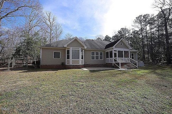 Photo of 9433 Bartons Creek Rd, Raleigh, NC