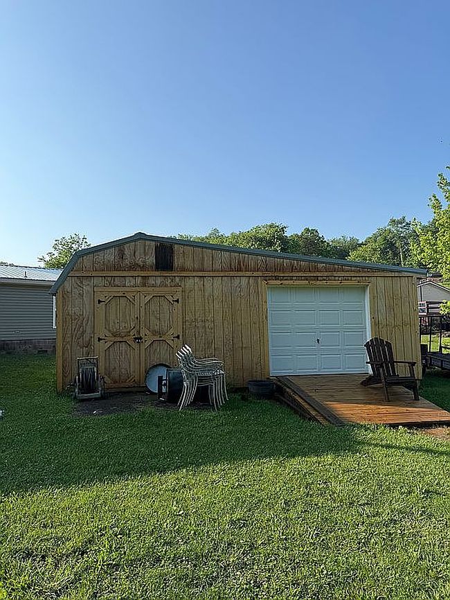 Photo of 149 Meldahl Pl, Washington, WV