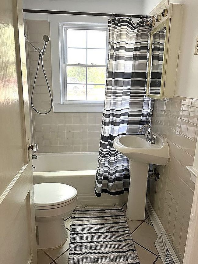 Image of 6115 Richmond Rd