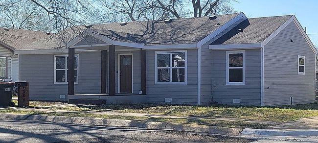 Image of 506 E Price St