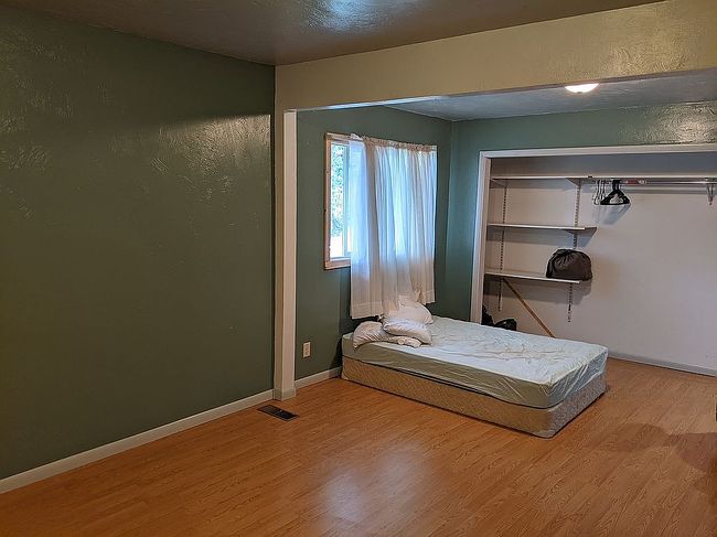Image of 121 S Lincoln Ave