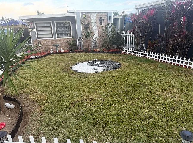 Photo of 1005 Orange Ave, Davenport, FL