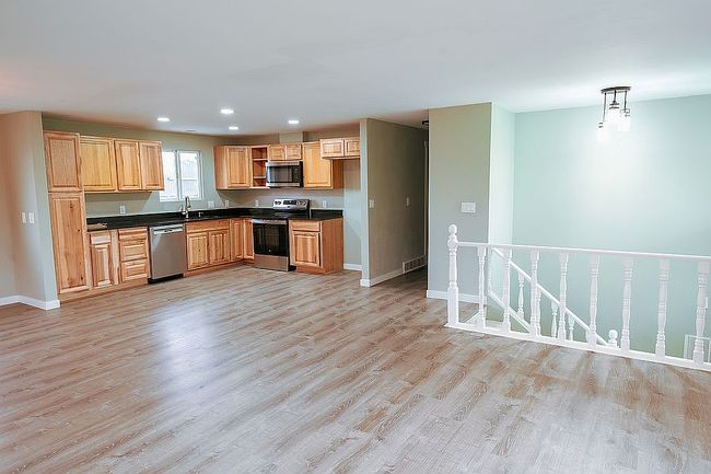 Additional photo 2 of property located at 21506 S Oak St