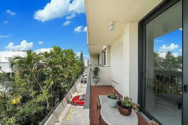 Image of 6937 Bay Dr Apt 301